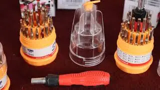 Small Interchangeable Precise Screwdriver Set Magnetic, 31 in 1 Mini Repair Tool Kit