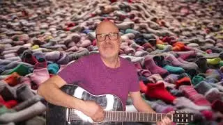 Rockin socks,  English lyrics by Mikael R&ouml;ragen and music by Mette Herlitz  Folow and Prenumerera 😀