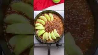 A classic dessert with a pizza crust twist 🍎🍰
