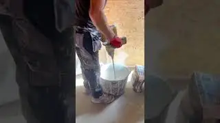 Mixing Professional Self-Leveling Floor Compound for a Smooth Finish