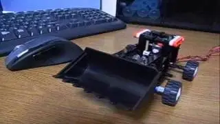 Lego Technic mini shovel car