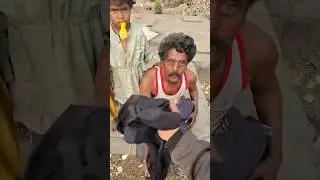 Helping this blind man 🥹 make me happy #helpingothers #humanity #blindman #socialwork