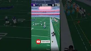 HOW TO MOSS LIKE A GOOD RECEIVER!! (Ultimate Football ROBLOX)
