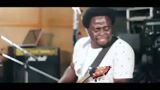 Francis Ayo - Earth Song ( Michael Jackson )