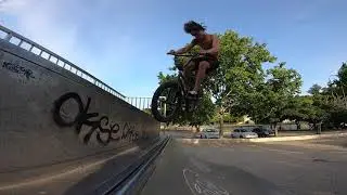 Tom Deville no time