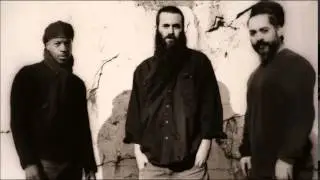 New Zion Trio / Ayin