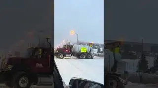 #torontogta #snowplowing #canadianheros #respect #fypシ #winterseason