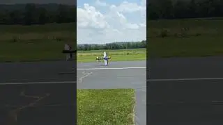 Grayson Elmer going FULL SEND with his E-flite Extra 330SC 3D 1.3m!