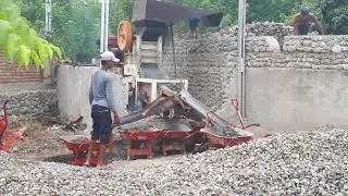 Mesin Pemecah Batu Stone Crusher Mini