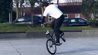Dino Jeffers - Deaf Bmx Flatland Winter 2022, CS Lewis Sq, Belfast