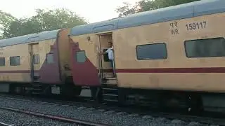 22906 Shalimar Okha Express | Okha Express train | 22906 train