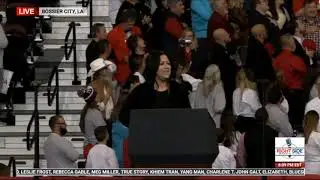 WATCH: Incredible Rendition of the National Anthem at Trump Rally