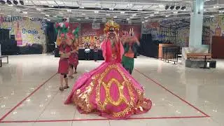 SINULOG DANCING AT THE MALL