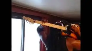 Dreadla la guitar