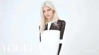 Model Wall: Devon Windsor - Vogue