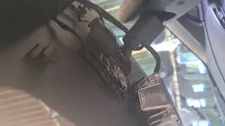 (23) hyundai  tucson . rear view mirror sensor and adas camera removal