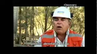 Chile Miners Rescue - The Story (1/3) - Capsule raises trapped men to surface -