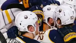 Robin lehner makes diving save and the Sabres win the game