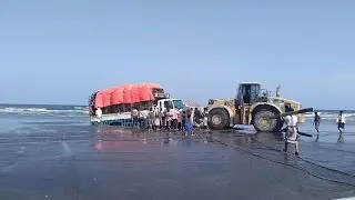 القات اليمني يخلي السائق يشوف البحر سفلت ويخلي الشاص يسحب قاطره
