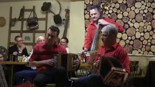 Echo vom Kontrabass Shop Stubete &Ouml;rgeligade Udligenswil_ 6