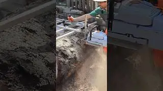 Another log another cut 🪵🪚#alsakanmill #railsystem #secondsonwoodworks #localservice #urbanmilling