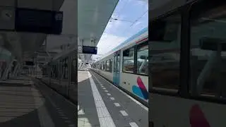 Breng GTW 5043 vertrekt van station Arnhem Centraal met @treineninNederland-q8g -Menno stoop