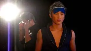 MYCKEOVERS FUTURE FLARE BTS