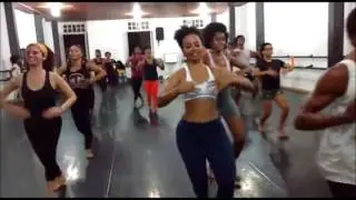Danças de Matrizes Africanas com Tatiana Campêlo.