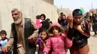 قطعات مكافحة الارهاب تحرر مئات العوائل من قبضة داعش في حي التنك