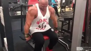 BODYBUILDING Dennis Riskis - Dips mashine (LIKE A BOSS)