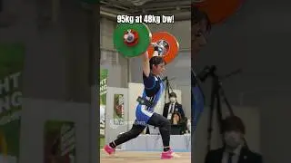 She held onto 95kg above her head with a leg cramp 😮😮 (Chisuzu Andoh, w49kg class)