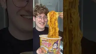 The CHEESIEST Ramen in a Korean Convenience Store!
