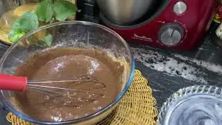 كيكة خفيفة و هشيشة و مشربة بكريمة بززاف بنينة