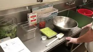 Avocado pulp and guacamole