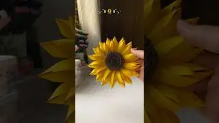 DIY Sunflower with Paper #shorts #diy #viralshorts #papercraft #diycrafts #craft #fyp #trending