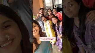 Team that eats together..stays together&hearts;️ #teamlunch #officecolleagues #bestcolleagues #vlogger