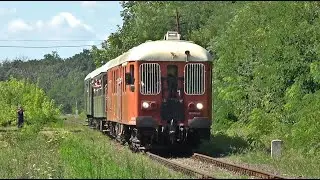 K&eacute;r&eacute;sz Expressz halad &aacute;t az egykori Karcag-V&aacute;s&aacute;rt&eacute;r meg&aacute;ll&oacute;helyen