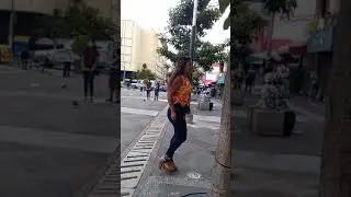 Se&ntilde;ora viral bailando tik tok