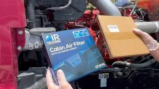 Kenworth T680 Cab Filters Change