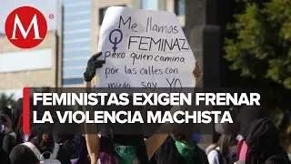 Colectivos feministas hacen marcha pacifica en Ciudad de M&eacute;xico