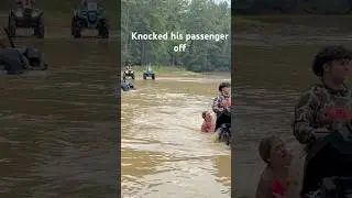Honda water wheeling #offroadj #offroad #mud #subscribe #mudriding