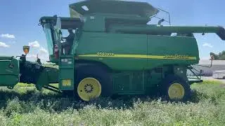 2005 JOHN DEERE 9560 STS For Sale