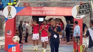 حنبعل فرجاني العاشوري والعيوني يحيون جماهير المنتخب لحظة نزولهم الى ملعب رادس تحت وابل من التصفيق