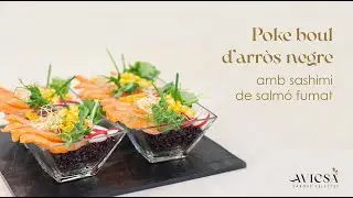 Videorecepta - Poke boul d'arr&ograve;s negre amb sashimi de salm&oacute; fumat