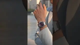 🎨 Avant-Garde Elegance on Your Wrist ⌚