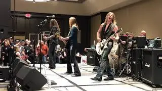 Matt Starr Singing Is That You Live 12-07-2018