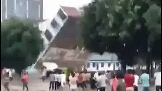 Apocalyptic flooding collapses buildings in China - June 24, 2018