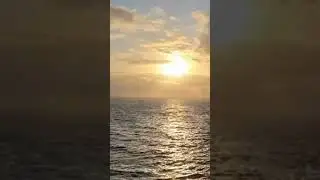When the Ocean Turns Gold | A Perfect Golden Hour by the Sea