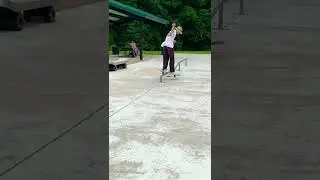 Half cab fs board to fakie!
