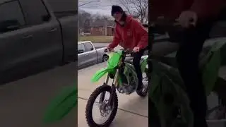 😂😂😂 #moto #2strokes #2tempi #50cc #scooter #kawasaki #enduro #motocross #fail #crazy #crash